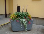 Prima-květináče samozavlažovací nádoby CUP – moderní, venkovní, velké, mrazuvzdorné, nárazuvzdorné, velkoobjemový květináč Green City samozavlažovací plastové venkovní závěsné